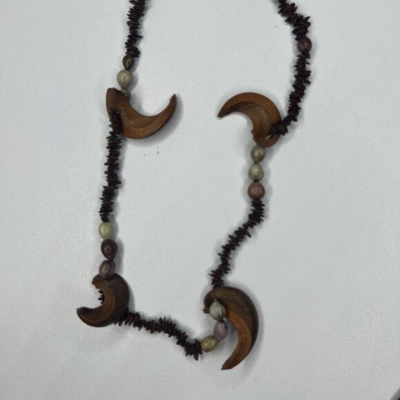 70's Vintage Necklace Hawaiian Koa Apple Seed Brown Puka Shell Tourist Lei Boho - Picture 4 of 11